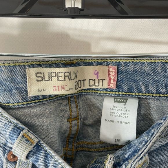 Levi’s Super Low Rise Jean - Picture 4 of 4